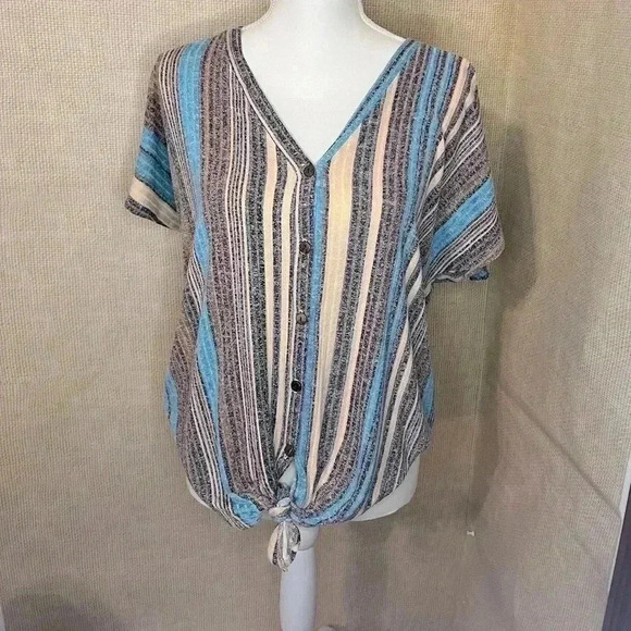 W5 ANTHROPOLIGIE VERTICAL STRIPED TOP SIZE MEDIUM - Picture 1 of 4